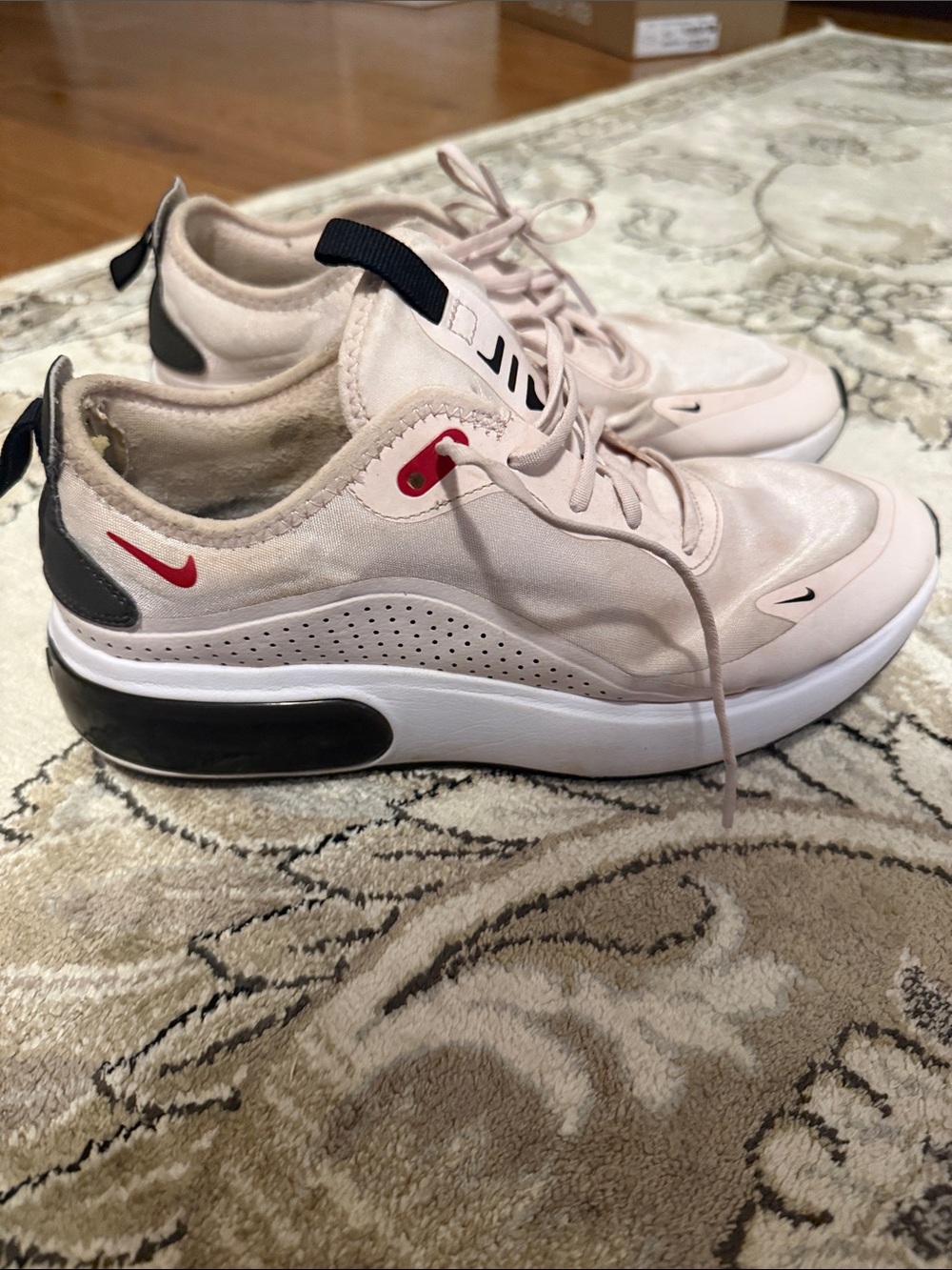 Nike Women’s Light Pink and Red Casual Sneakers
